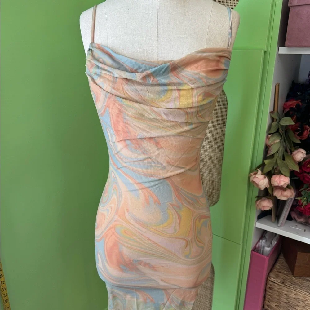 Forever 21 Pastel Swirl Bodycon Dress - Picture 1 of 4